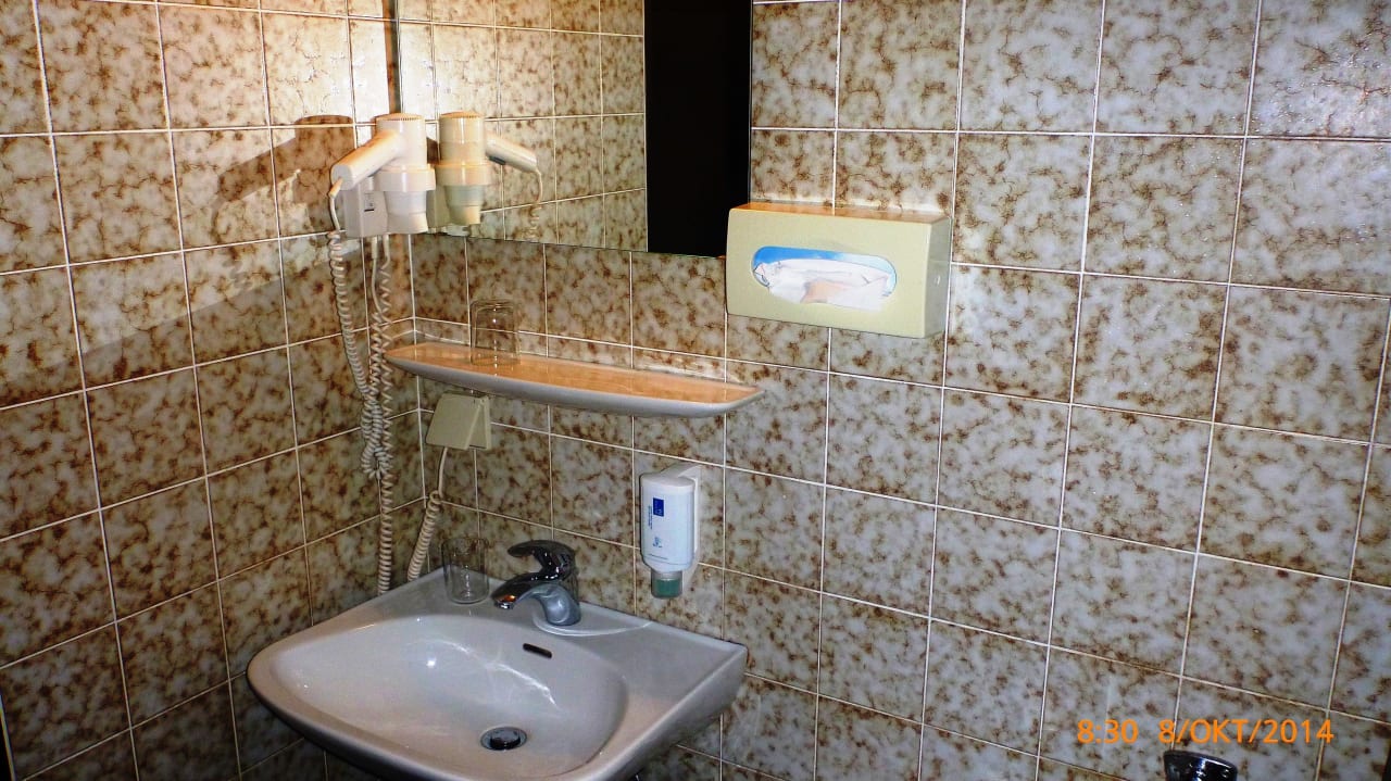 Waschbecken mit Fön Hotel Schwangauer Hof