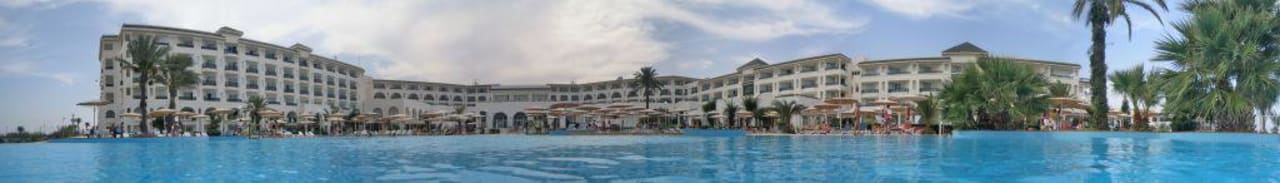 Panorama vom Hotel Hotel El Mouradi Palm Marina