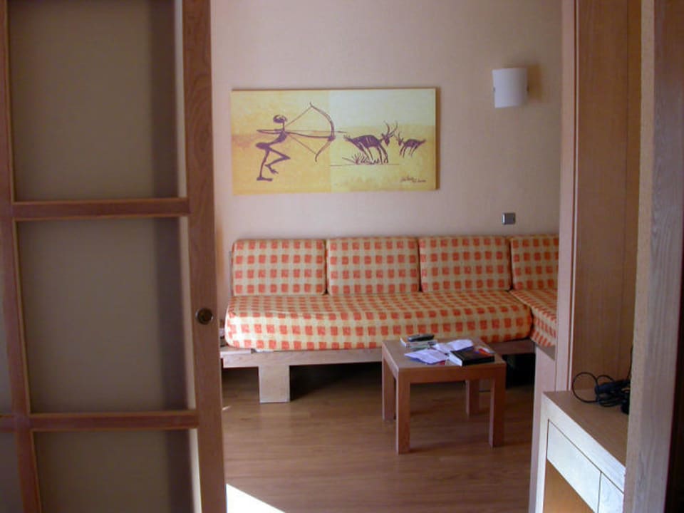 Blick vom Schlaf- ins Wohnzimmer Iberostar Selection Albufera Park