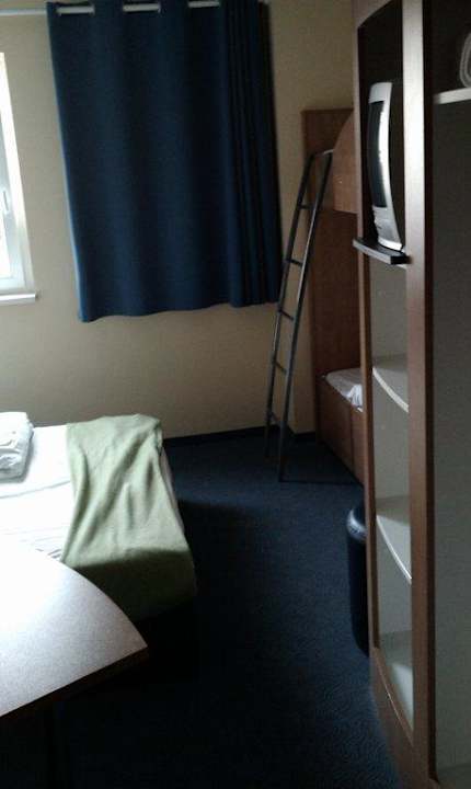 Hotelzimmer B&B Hotel Frankfurt-Hahn Airport