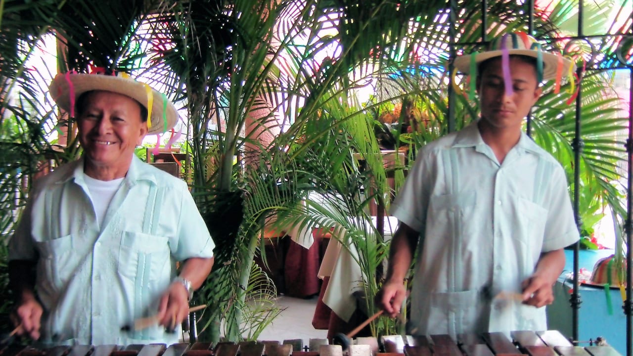 Musik zum Essen Sandos Playacar Select Club Adults only - All Inclusive