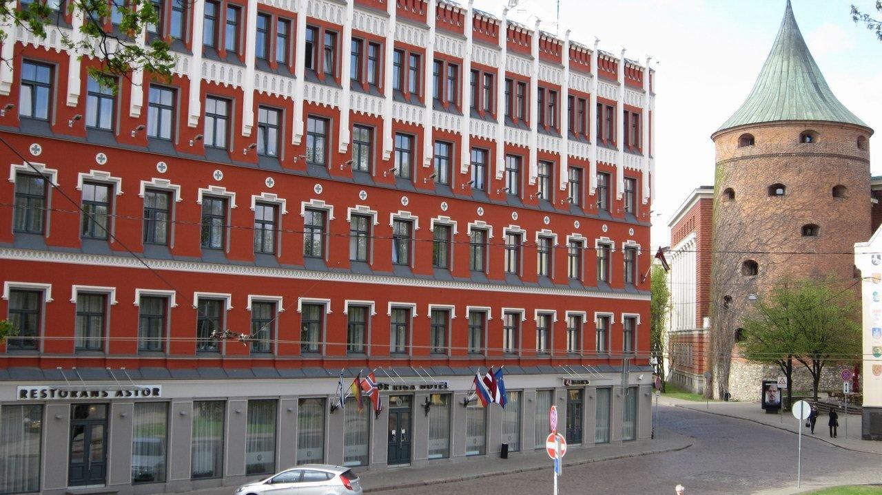 Hotel and Powder Tower Radisson Hotel Old Town Riga