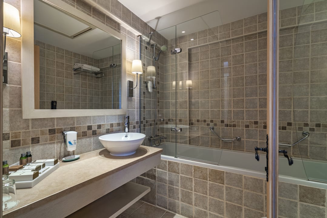 Zimmer Cocos The Club Solto