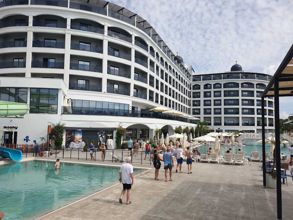 Außenansicht Side Moon Palace Hotel