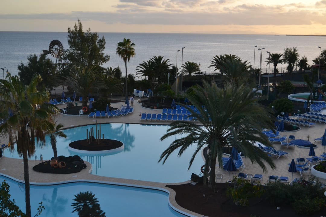 Pool Hotel Grand Teguise Playa