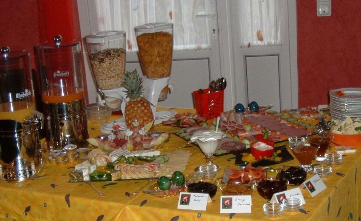 Restaurant/Buffet Hotel Garni Landhaus Uttum