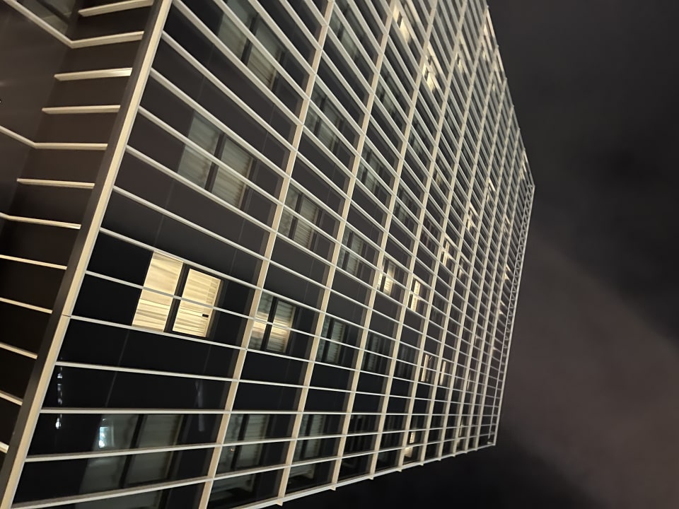 Außenansicht Hampton By Hilton Barcelona Fira Gran Via