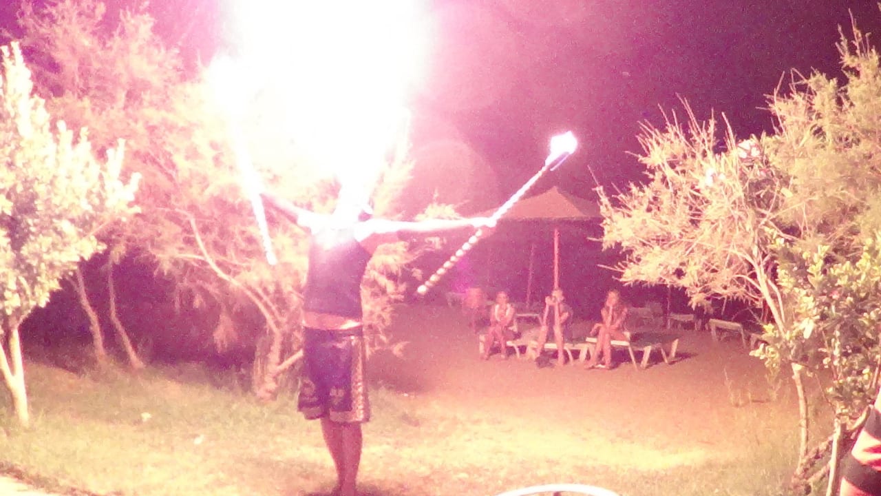 Фаер шоу MC Mahberi Beach Hotel