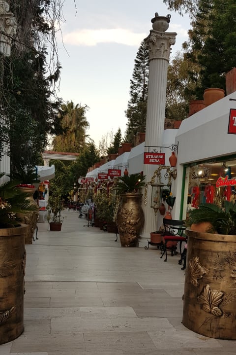 Gartenanlage Hotel Club Sera