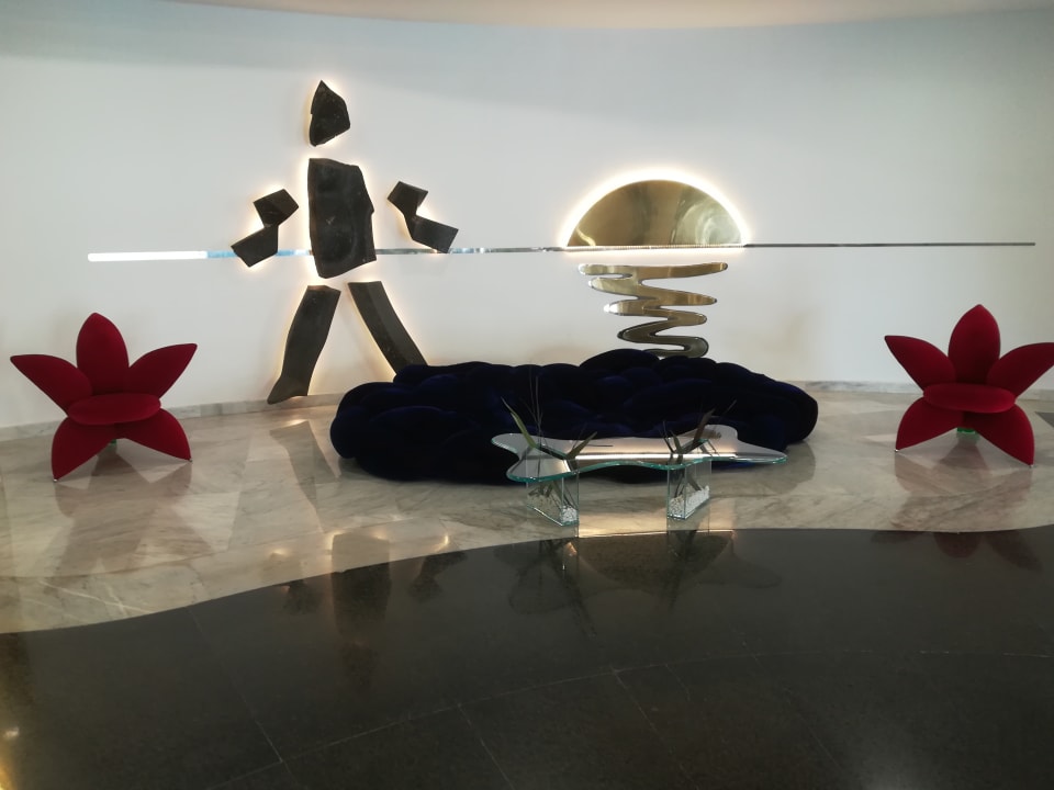 Lobby Bull Escorial & Spa