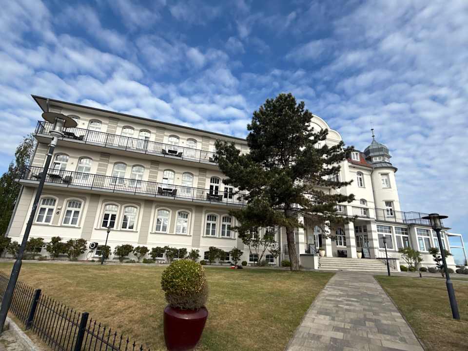 Außenansicht meergut HOTELS