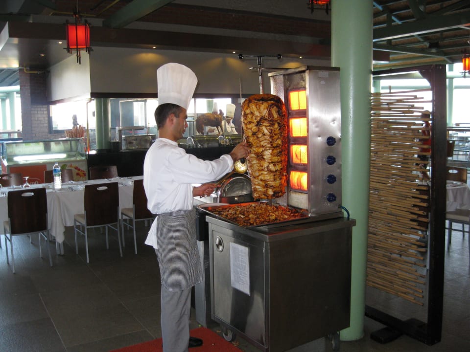 Lecker Limak Lara Deluxe Hotel & Resort