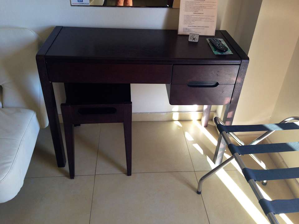 Frisierecke Hotel Cosmos