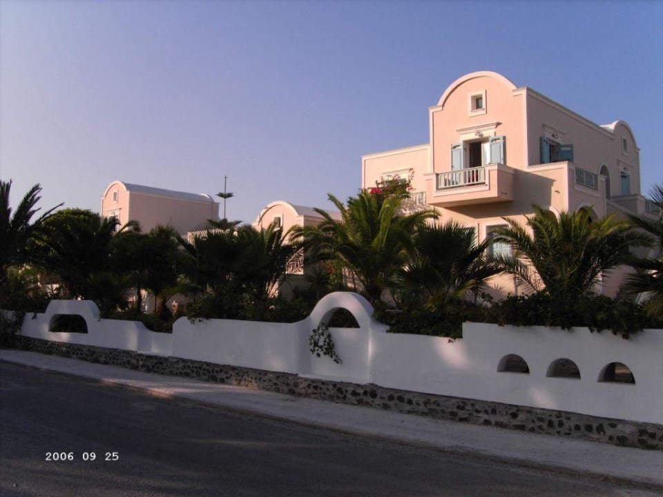 Aussenansicht Hotel Strogili