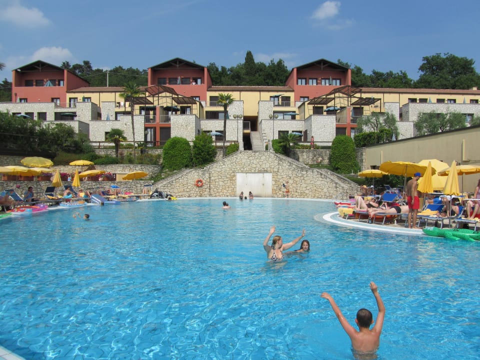 Pool Hotel Le Torri del Garda