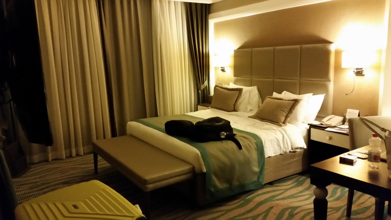 Zimmer Ansicht Kingsize Bett Rixos Bab Al Bahr