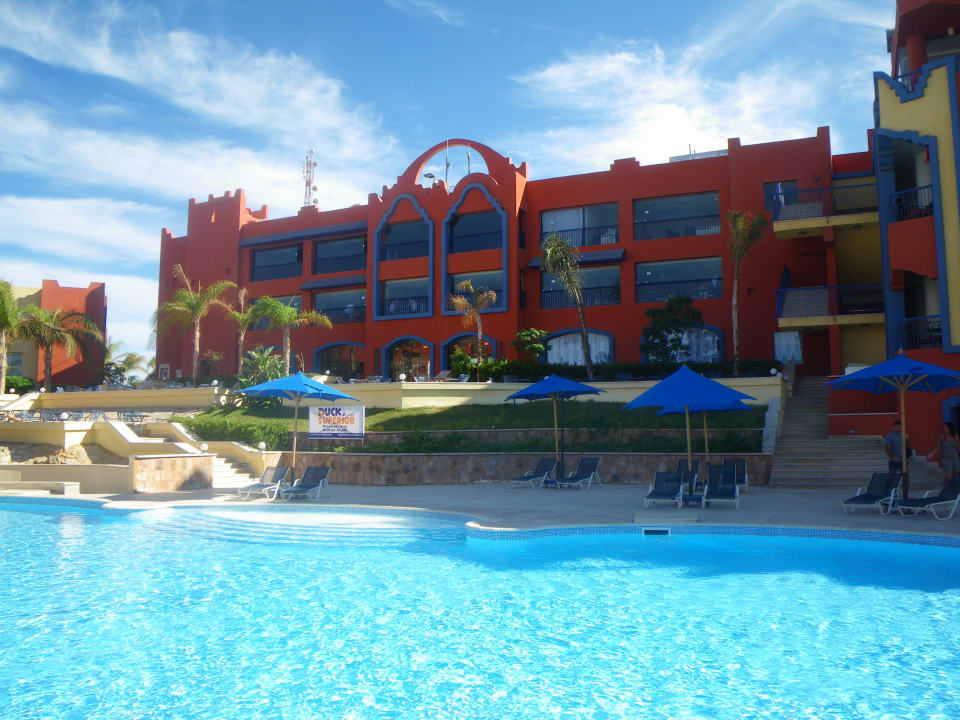 Haupthaus SUNRISE Cardina Resort