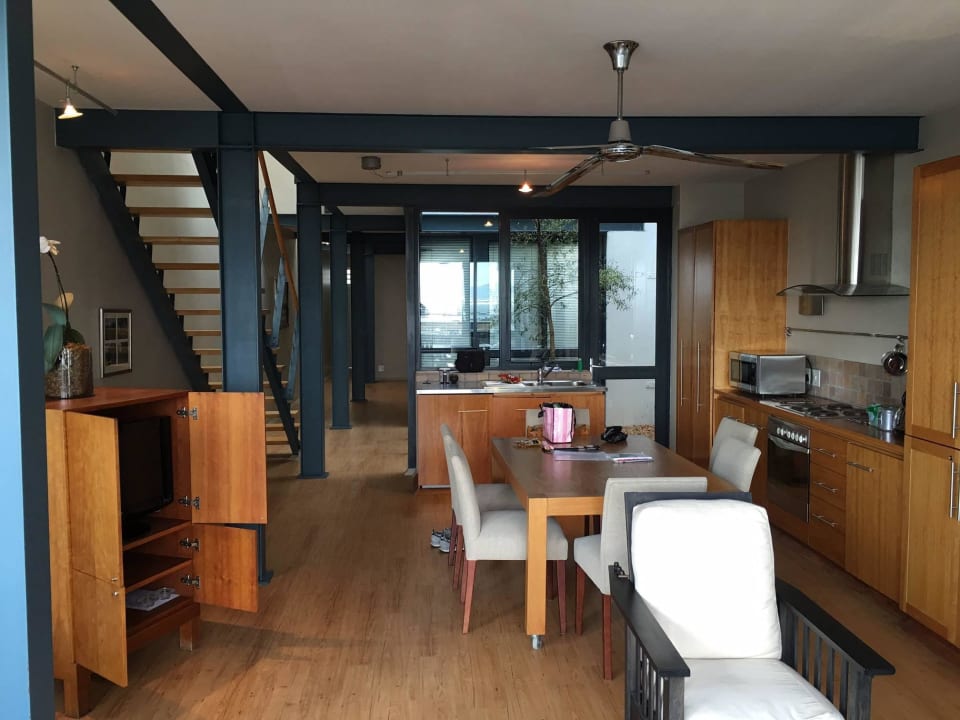 Untere Stock mit offener Küche African Elite Properties