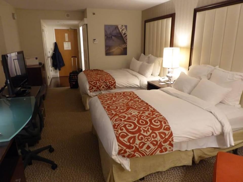 Spod okna Hotel Renaissance Newark Airport