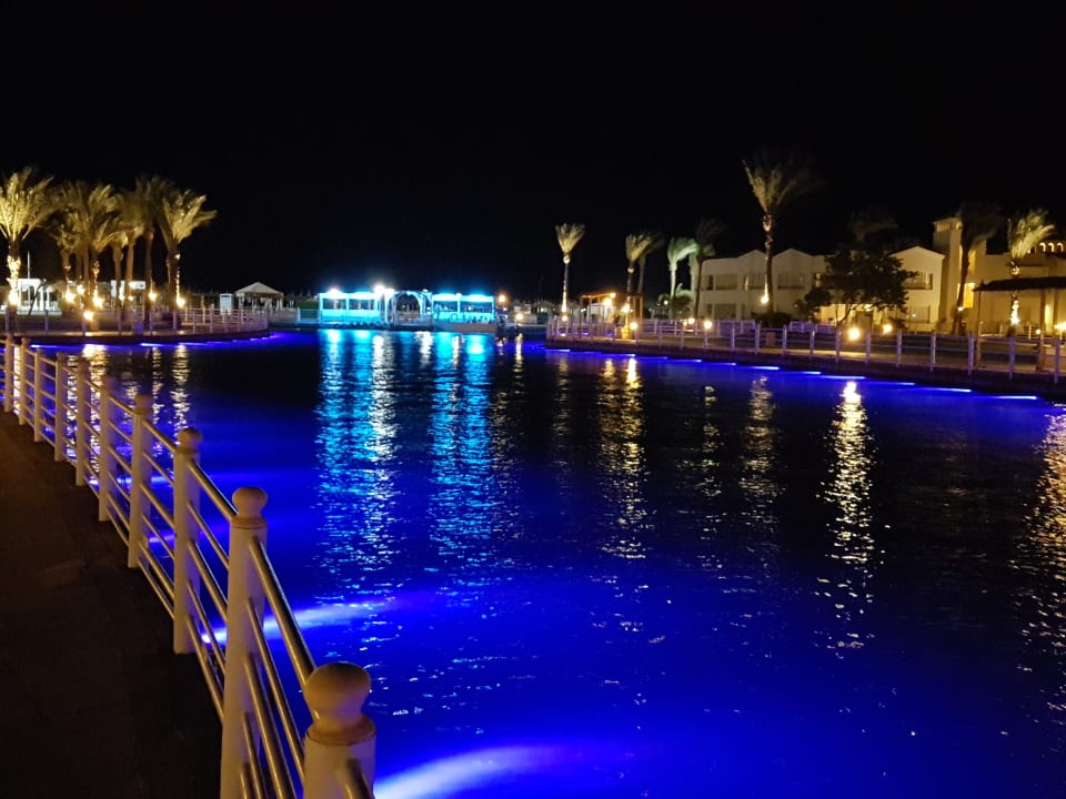 Gartenanlage Pickalbatros Dana Beach Resort - Hurghada
