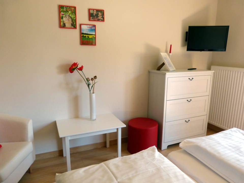 Sauber und stylisch...überall Mohnblumen , sehr ge Mohnhotel & Bergwirt Schrammel