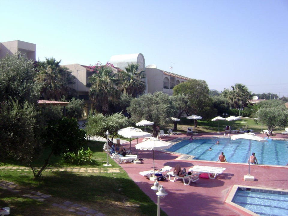 Pool Marianna Palace Hotel