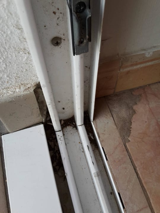 Schiebetür zum Balkon eó Hotels Las Rosas