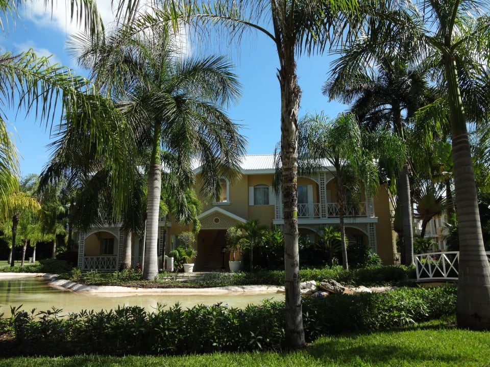 Eine der acht Villen Royal Hideaway Playacar - Adults only