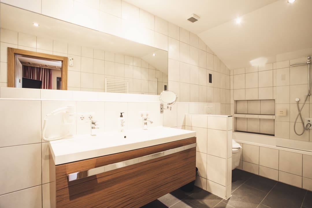 Zimmer Hotel Johanna mitten im Ötztal