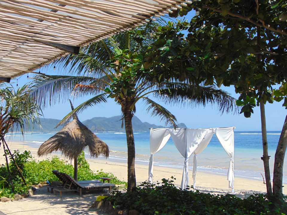 Strand Amber Lombok Beach Resort