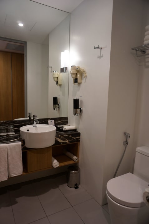 Bad Holiday Inn Express Singapore Orchard Road