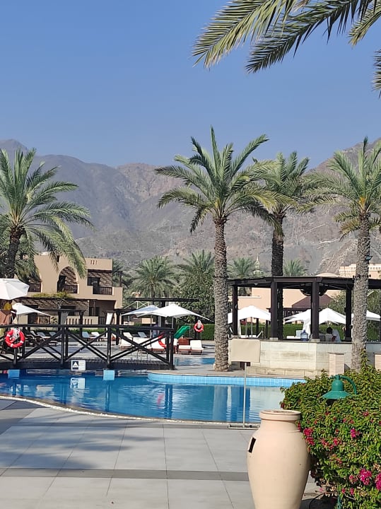 Pool Miramar Al Aqah Beach Resort