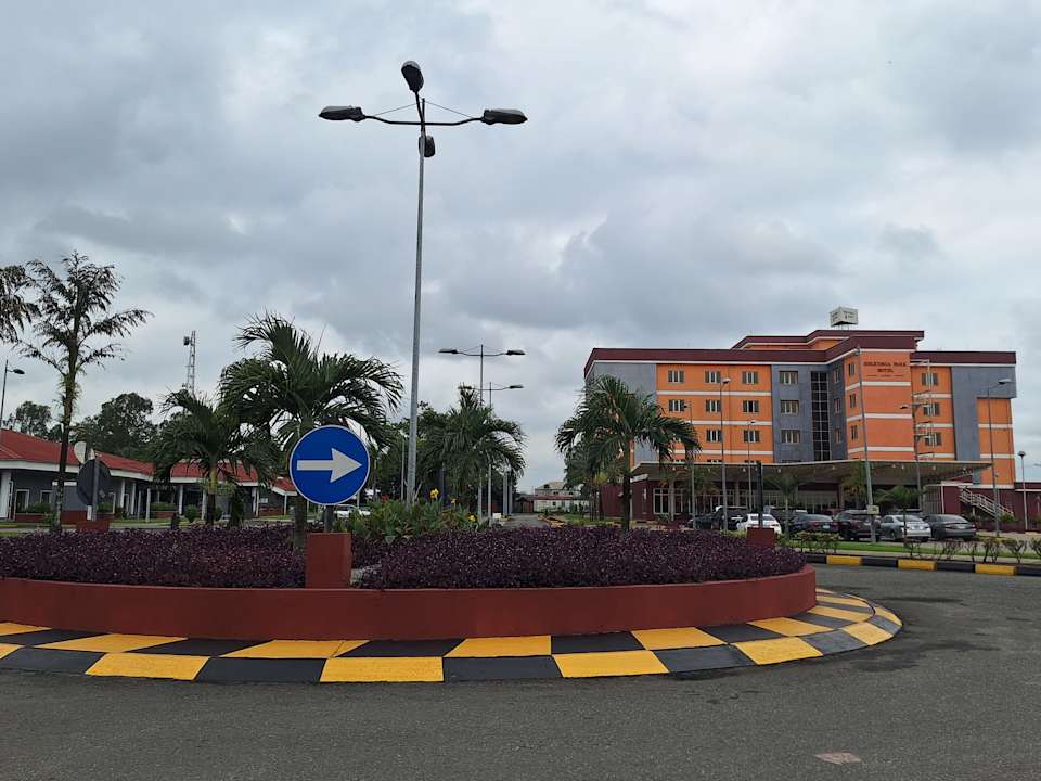 Außenansicht Heliconia Park Port Harcourt Hotel and Suites