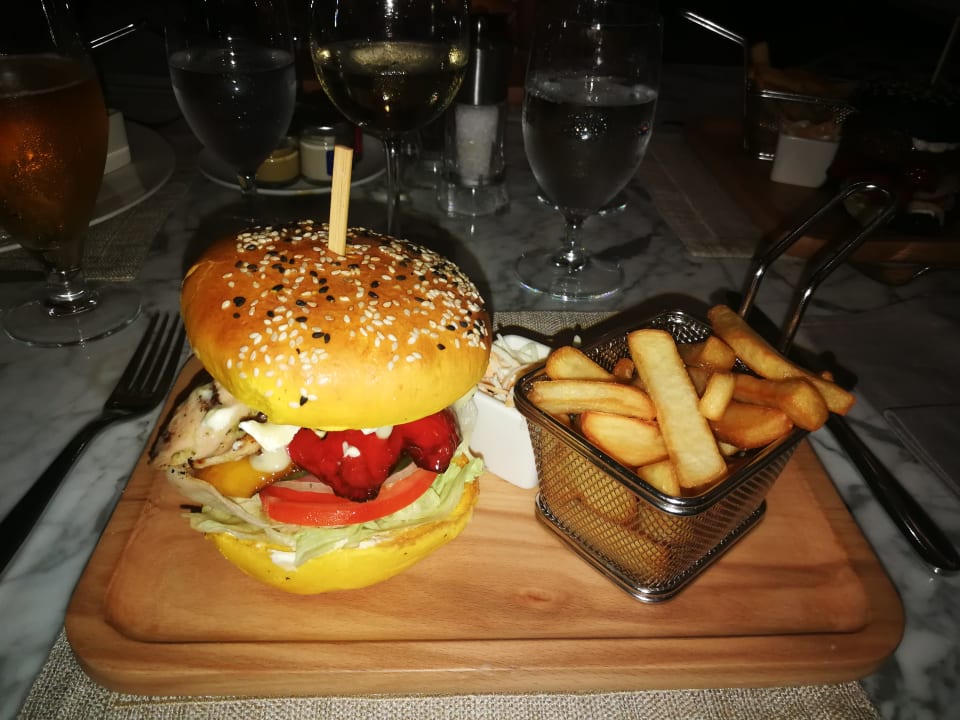 Gastro Ajman Saray, a Luxury Collection Resort