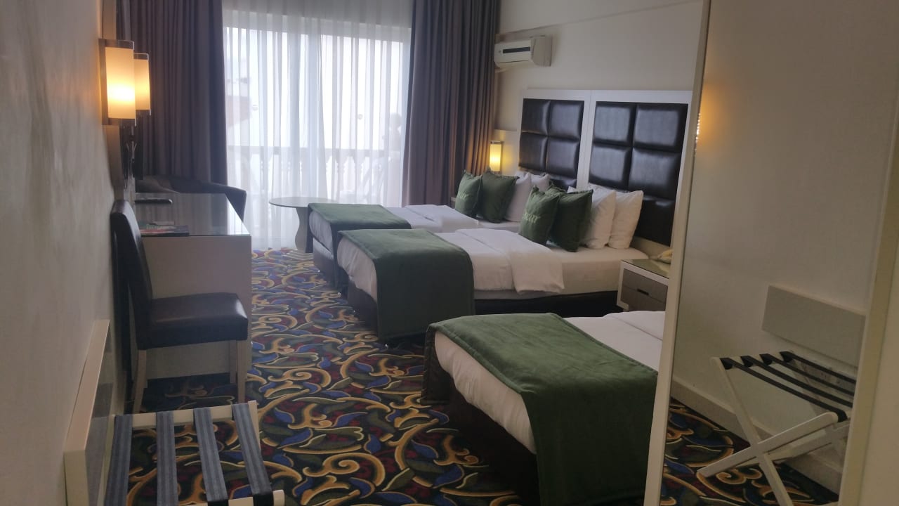 Zimmer Oscar Resort Hotel