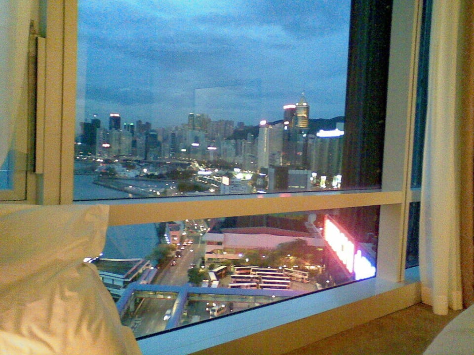 Aus dem Bett Renaissance Harbour View Hotel Hong Kong