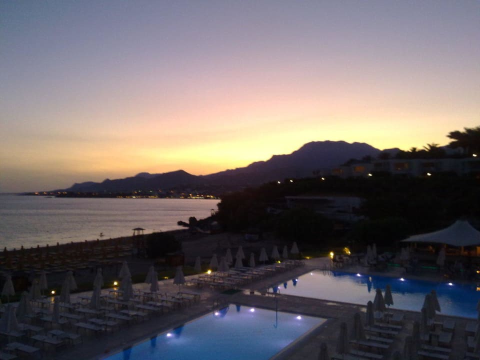 Am Abend Atlantica Mikri Poli Crete