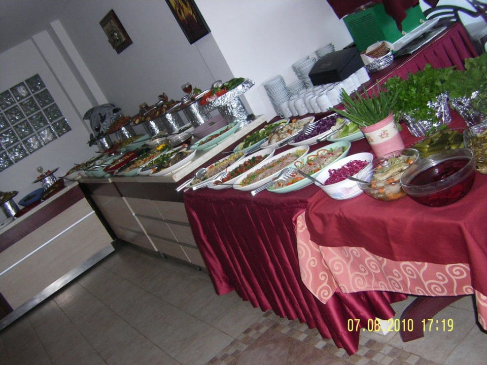 Buffet Hotel Side Elis