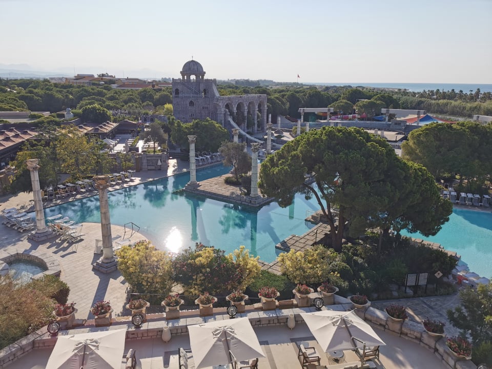 Pool Xanadu Resort Hotel