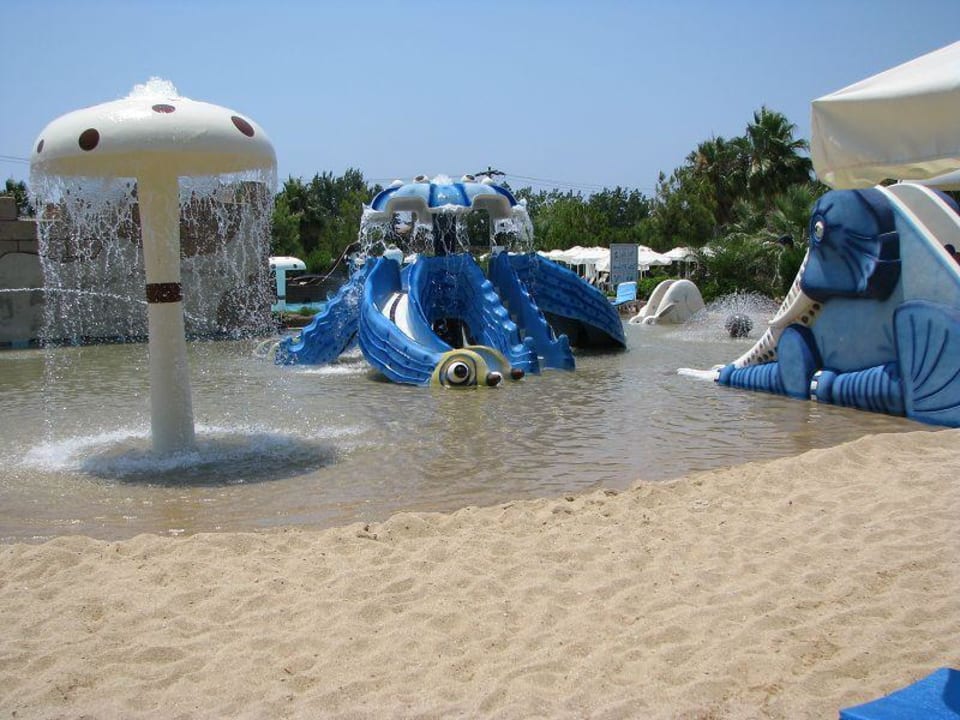 Kinderpool im Aquapark mit Sandstrand Ali Bey Club