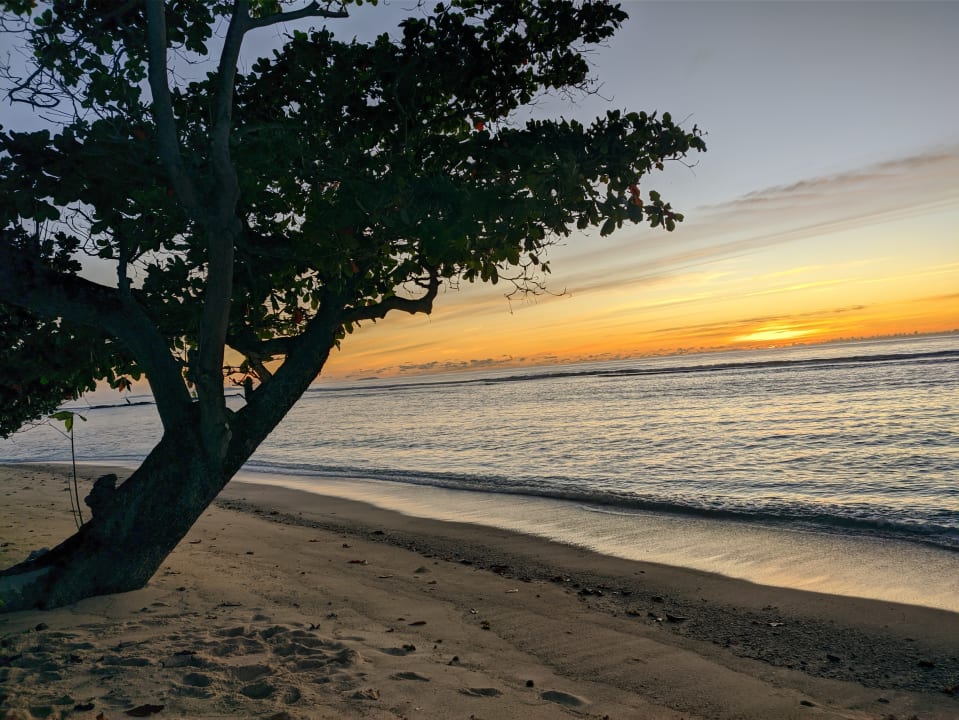 Strand DoubleTree by Hilton Seychelles - Allamanda Resort and Spa