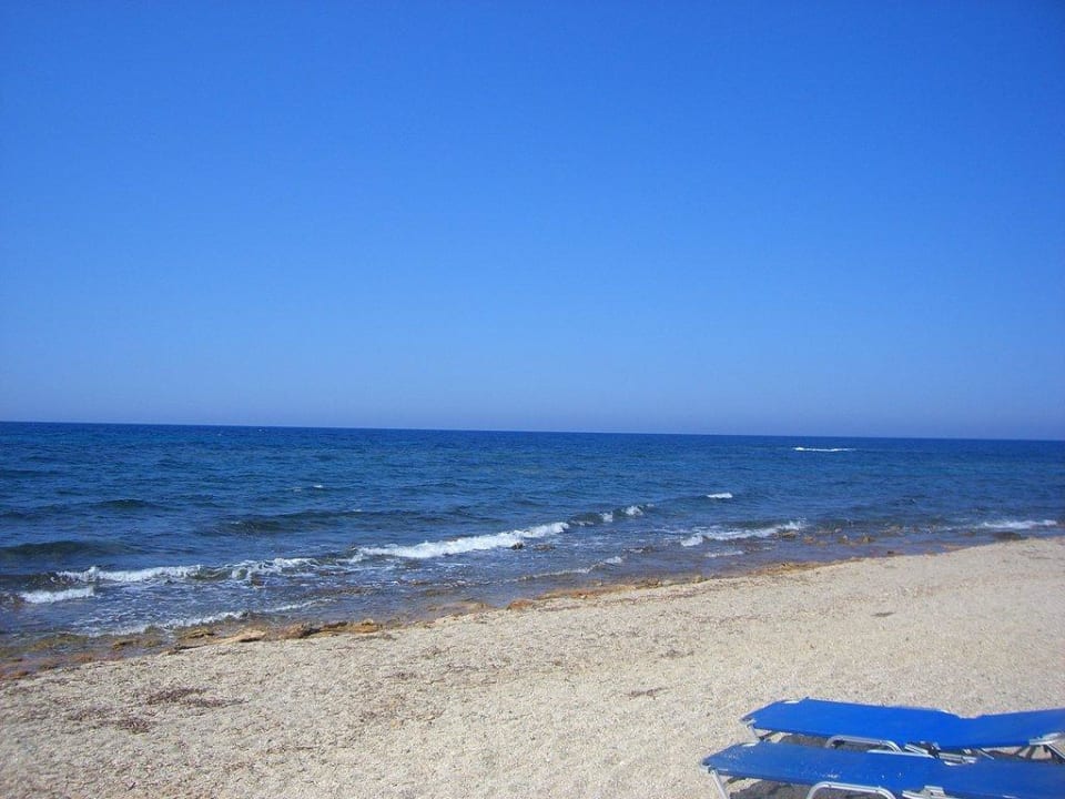 Impressionen vom Strand Anissa Beach & Village