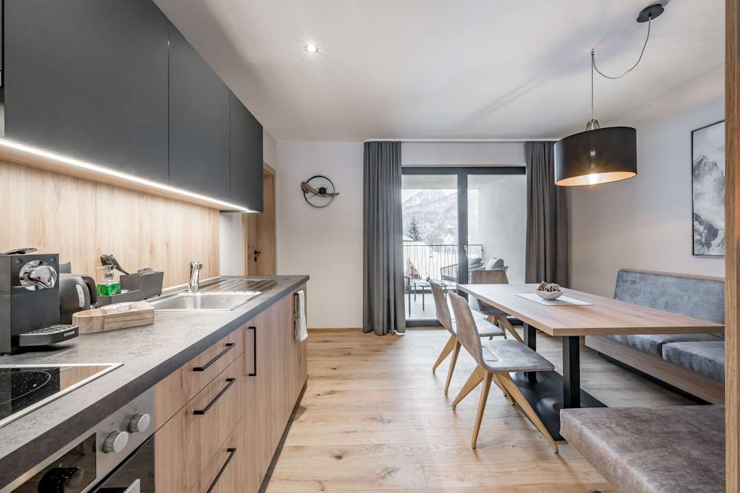 Sonstiges Falkners Five