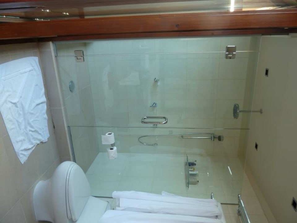 Bad Nr. 105 Veligandu Maldives Resort Island