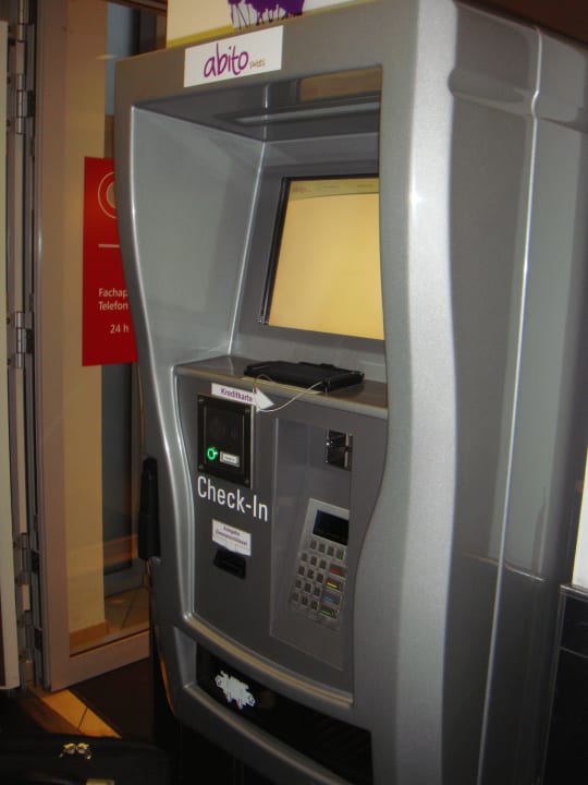 Check-Inn Abito Suites