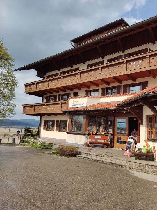 Außenansicht Hotel Gasthof am See