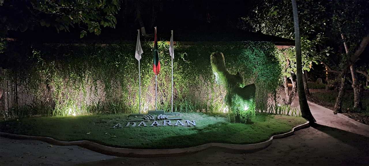 Gartenanlage Adaaran Select Meedhupparu Island Resort - Premium All Inclusive