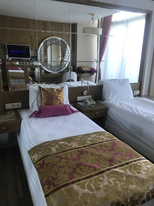 Zimmer Granada Luxury Okurcalar