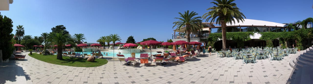Panorama ristorante -piscina -bar Aldiana Club Rocca Nettuno Calabria