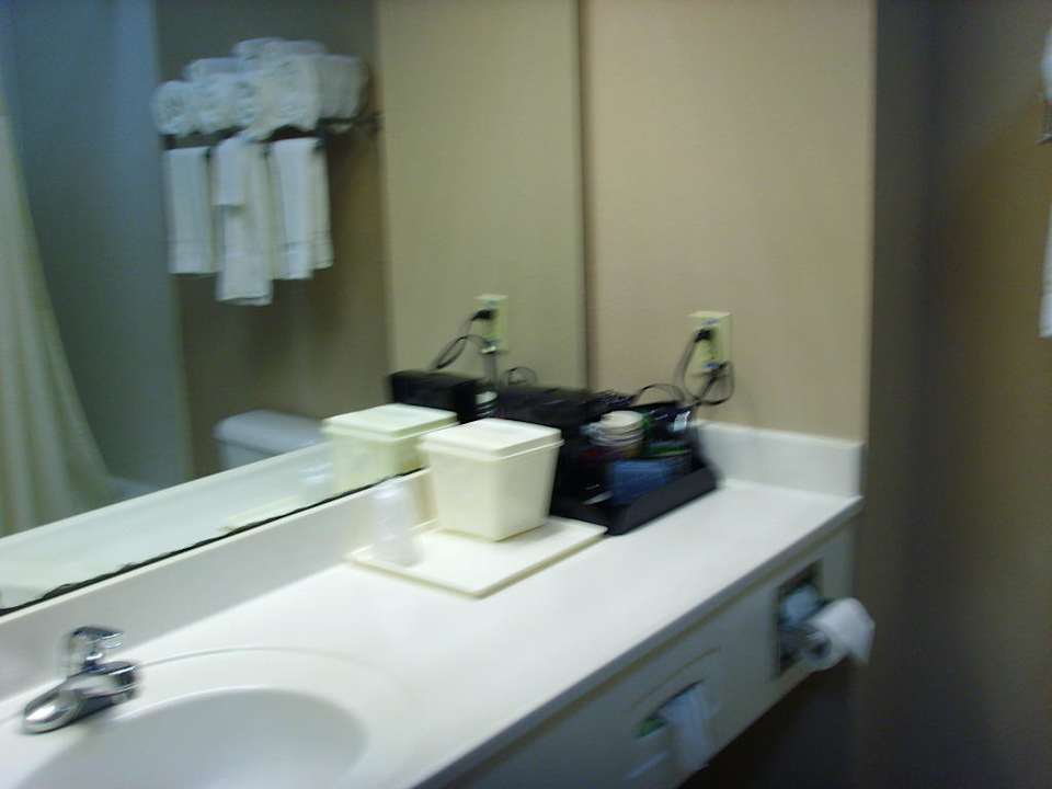 Bad Super 8 Tallapoosa